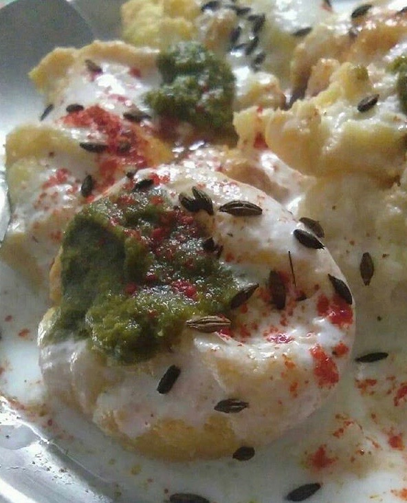 Dahi vada chaat
